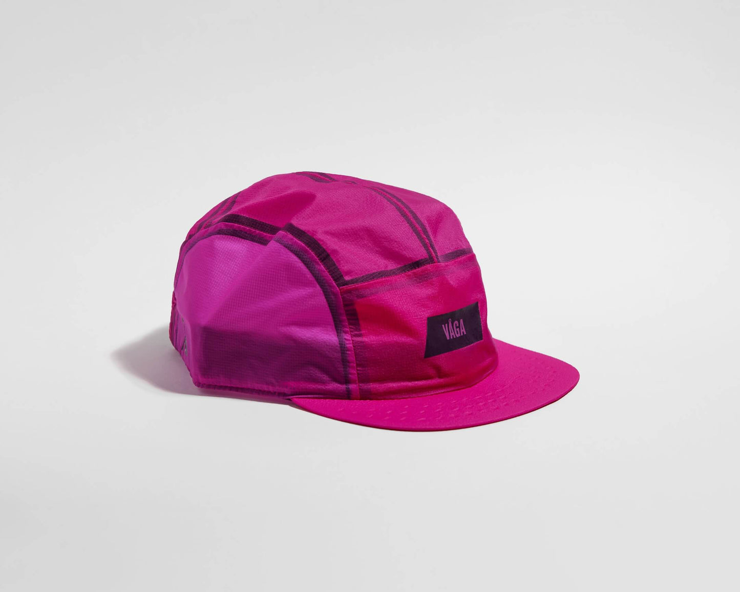 FEATHER LIGHT CAP
