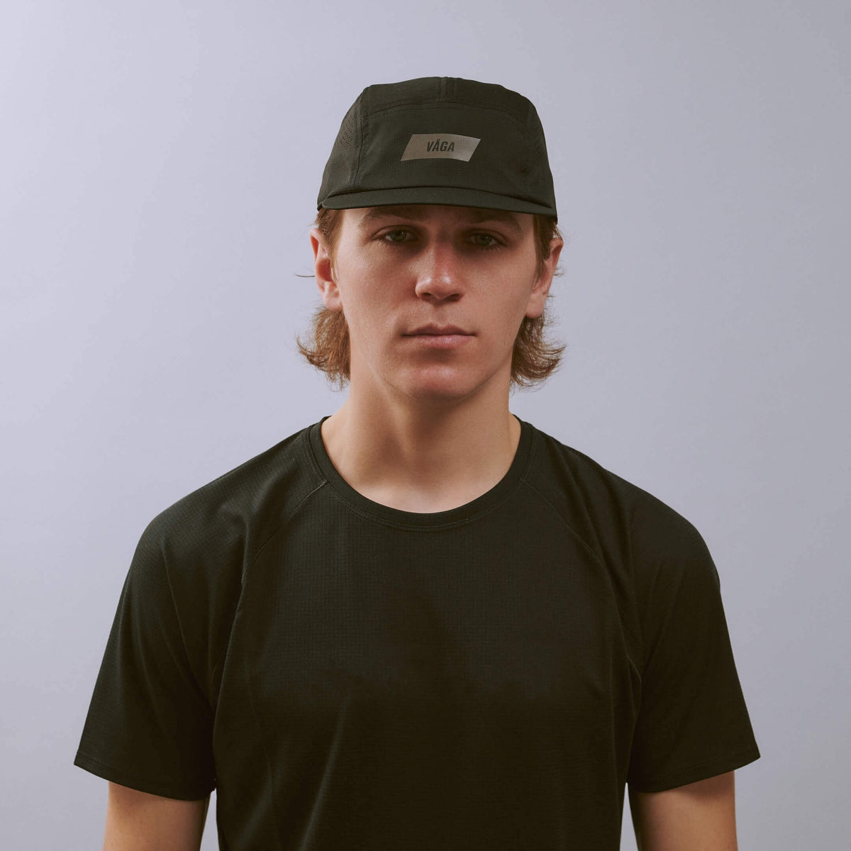 FEATHER RACING CAP