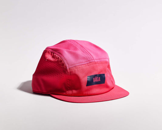 FEATHER RACING CAP