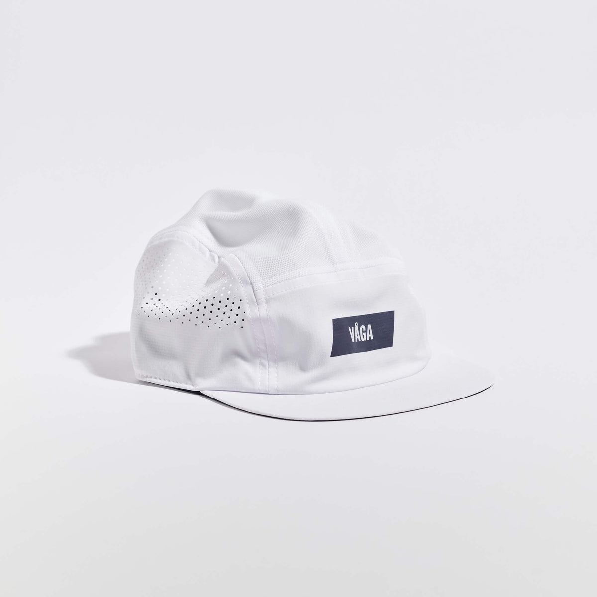 FEATHER RACING CAP