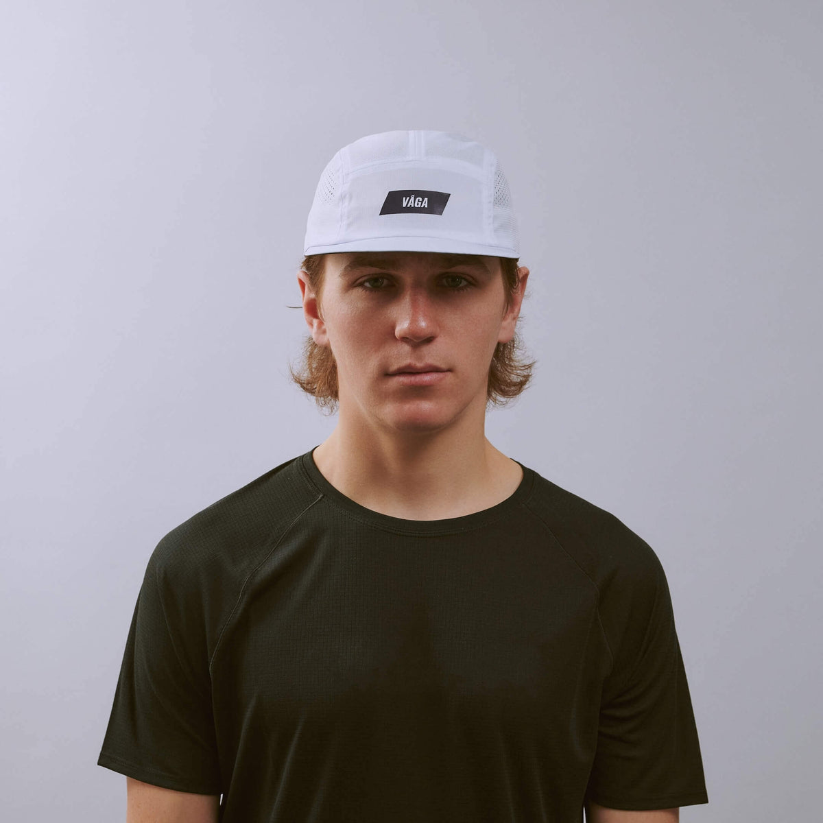 FEATHER RACING CAP